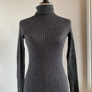 90s/Y2K Vintage Sparkly Black Turtleneck Medium